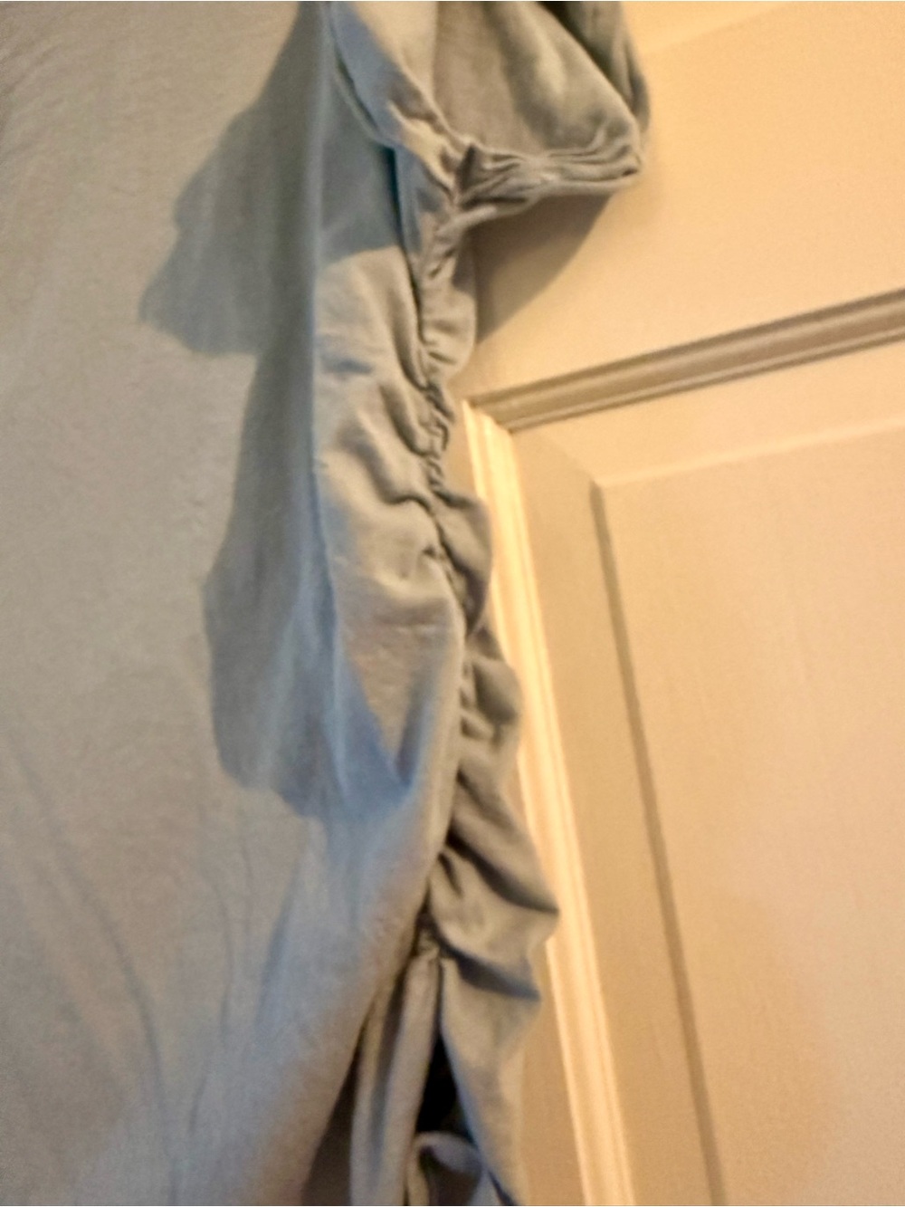 Like New Relaxed Light Blue Short Sleeve Top w Side Ruching, Sz M, fits like S - Picture 2 of 5
